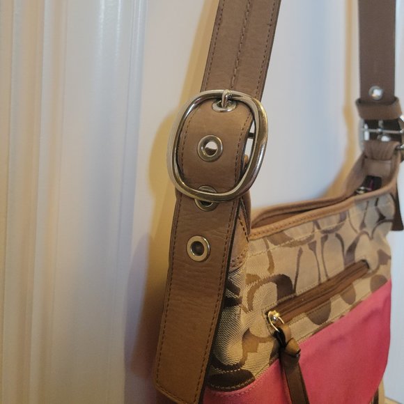 Coach Signature Rugby Stripe - Picture 5 of 16